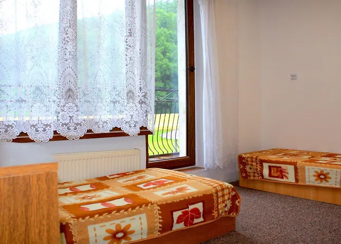 Zielona Dolina Scinawka Gorna